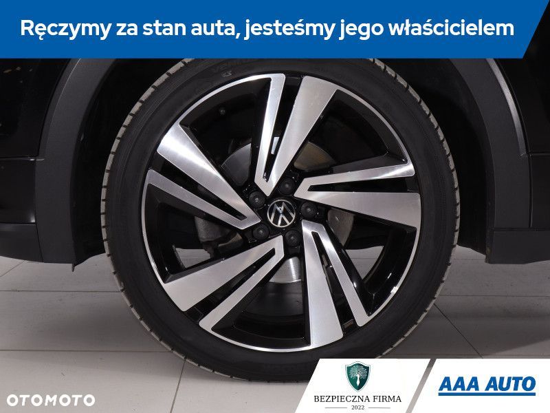 Volkswagen T-Cross - 17