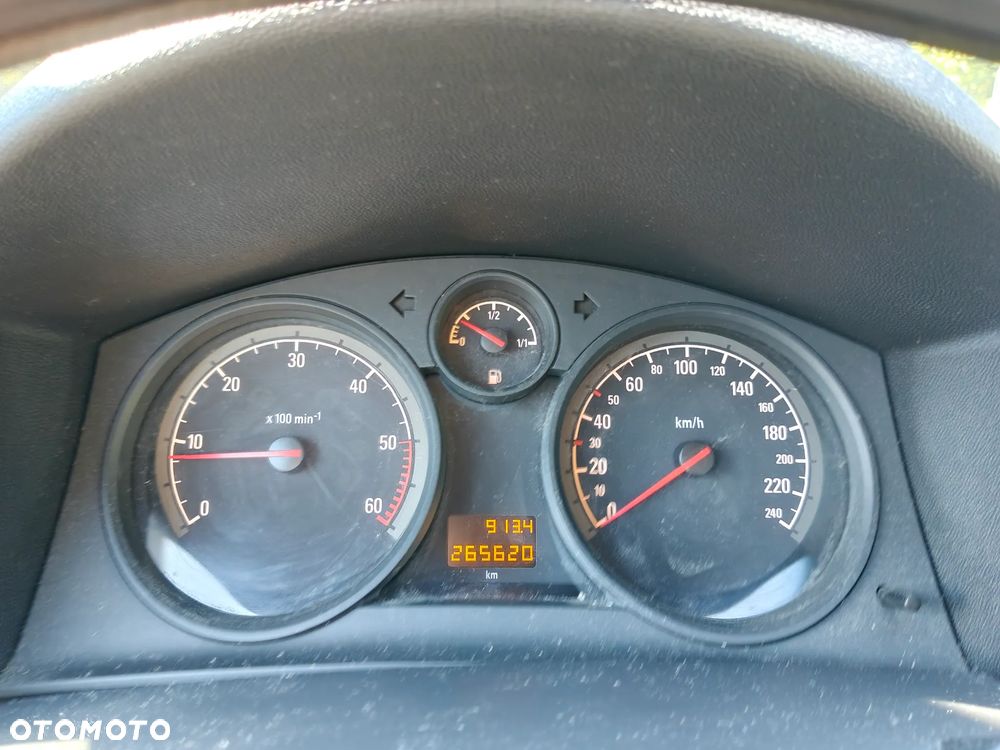 Opel Astra 1.7 DTI Comfort - 27