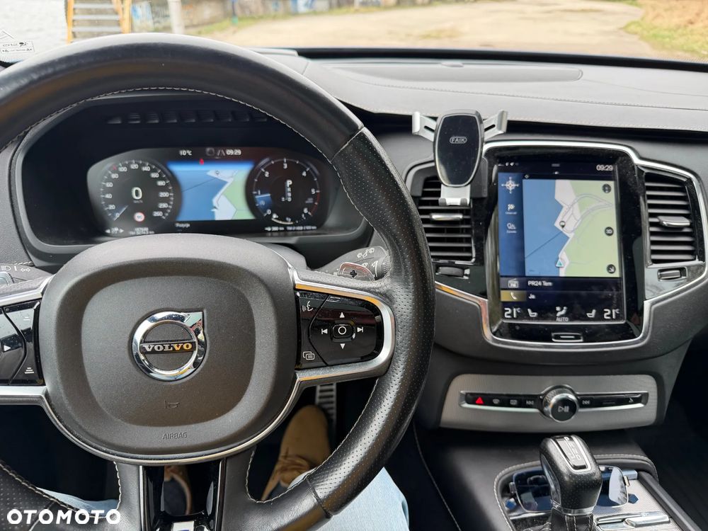Volvo XC 90 D5 AWD R-Design - 17