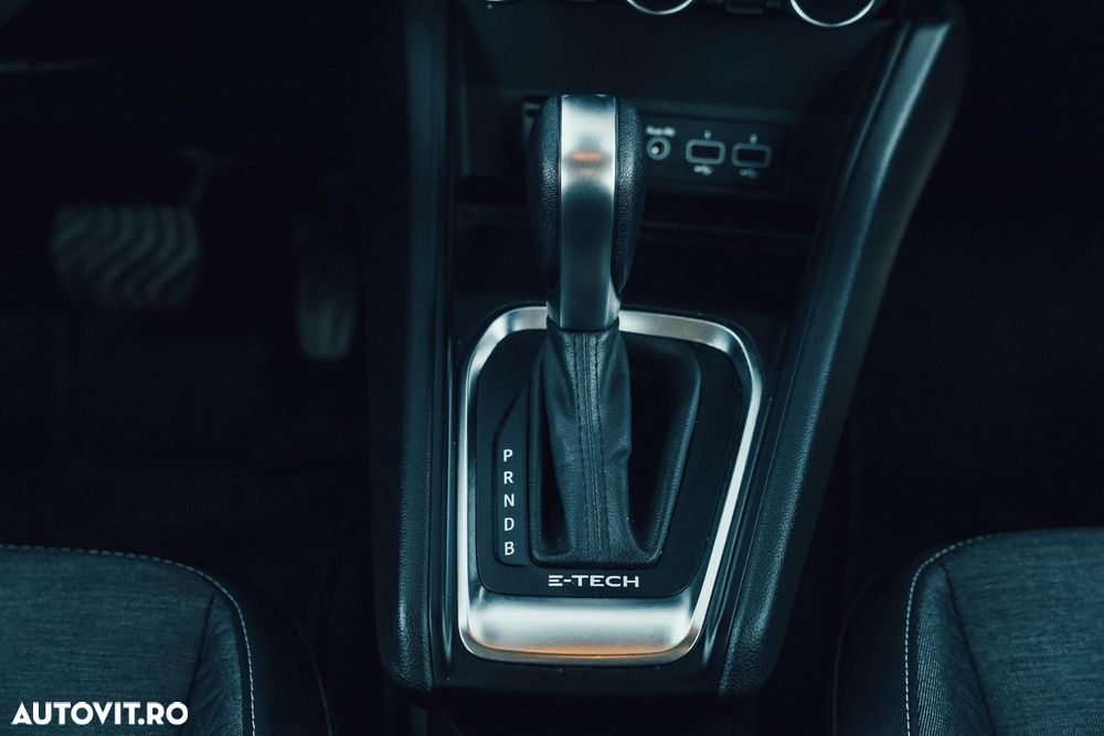Renault Captur PHEV 160 Techno - 11
