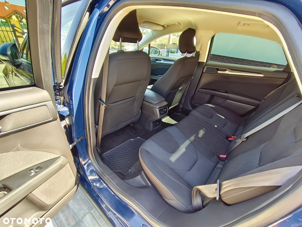 Ford Mondeo 2.0 TDCi Titanium - 21