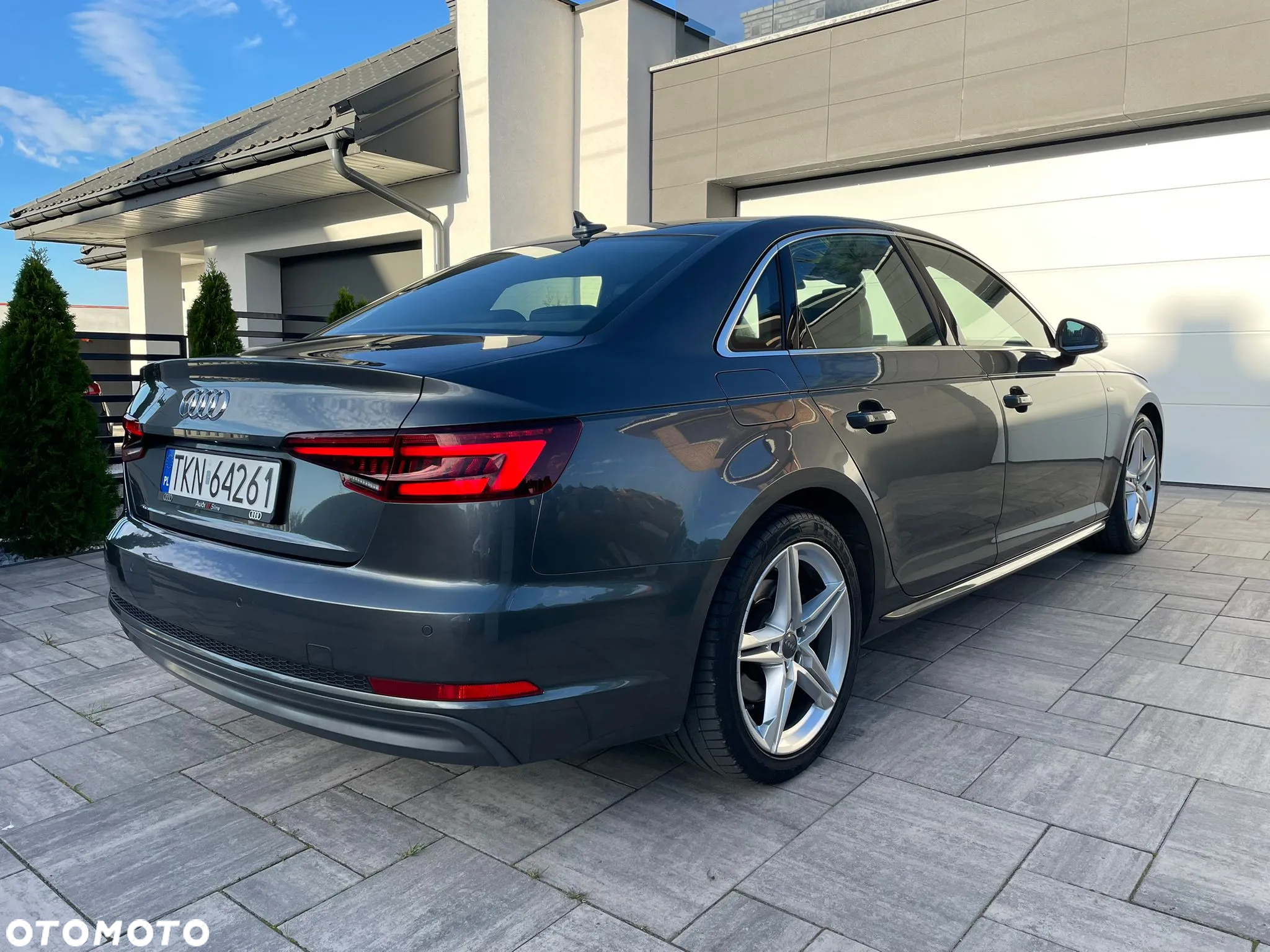 Audi A4 - 5