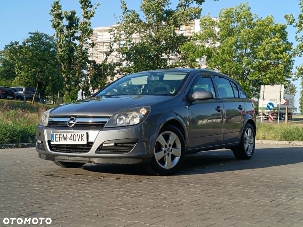 Opel Astra 1.3 CDTI Enjoy - 1