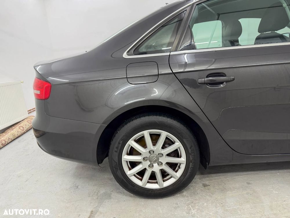 Audi A4 2.0 TDI DPF Attraction - 22