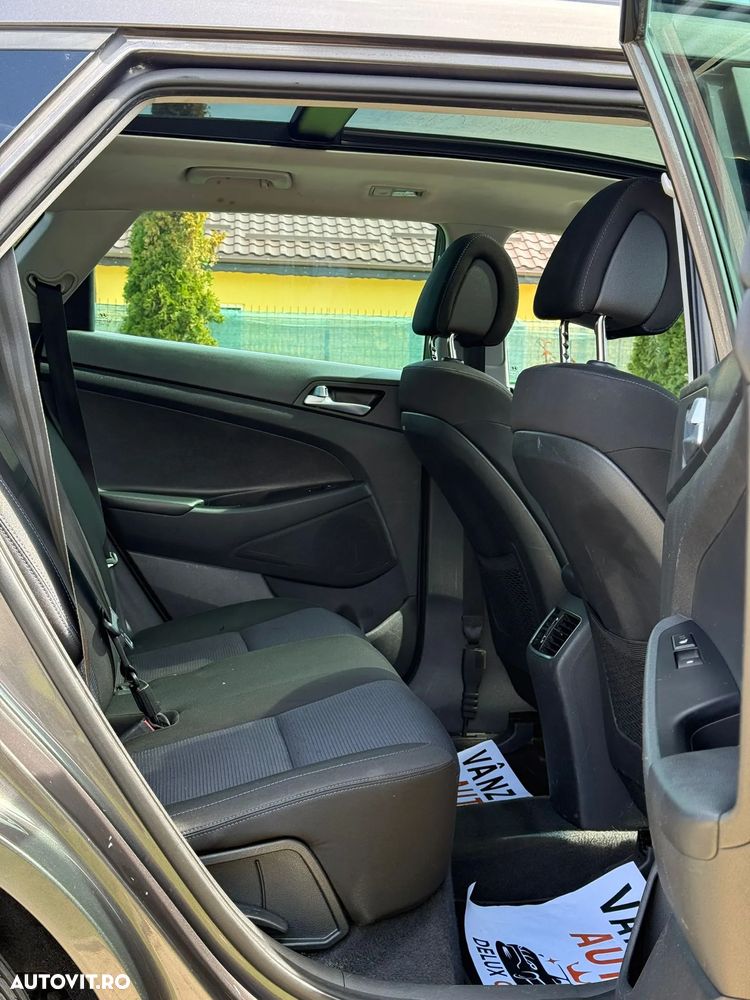 Hyundai Tucson blue 1.7 CRDi 2WD DCT Premium - 9