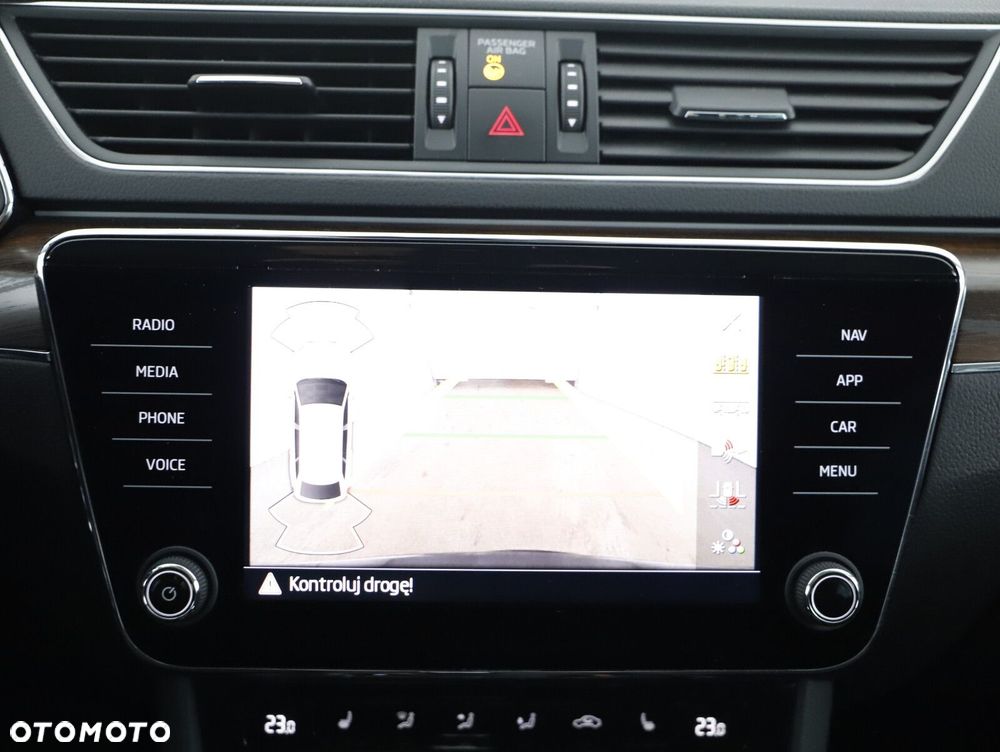 Skoda Superb 2.0 TDI SCR 4x4 Scout DSG - 25