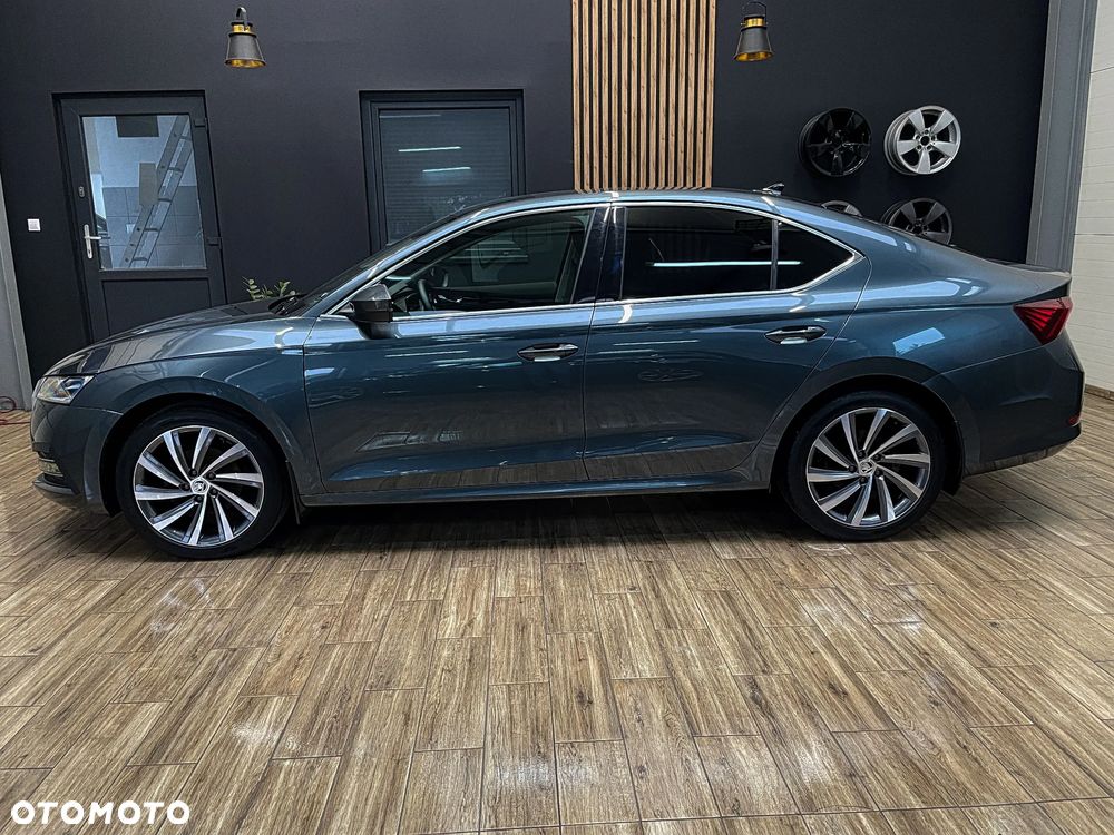 Skoda Octavia 1.5 TSI ACT Sportline - 10