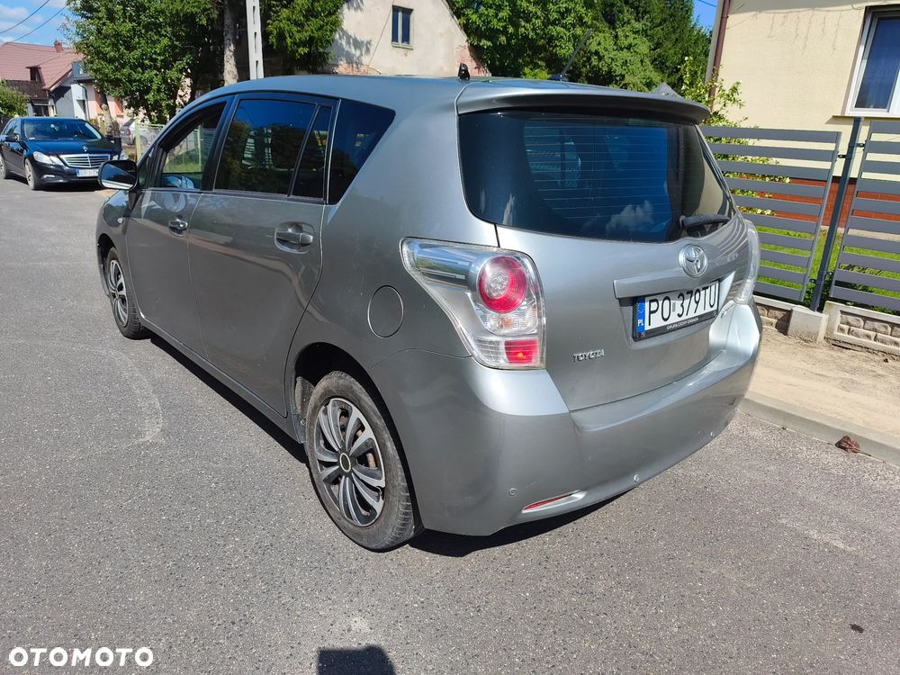 Toyota Verso 1.8 Prestige EU5 MS - 5