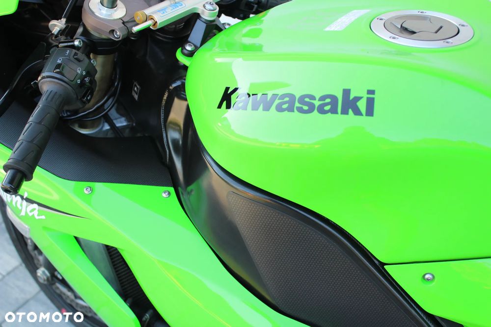 Kawasaki ZXR - 13