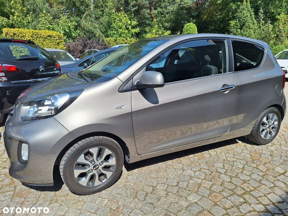 Kia Picanto - 36