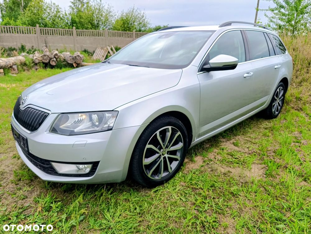 Skoda Octavia 1.6 TDI Edition DSG - 2