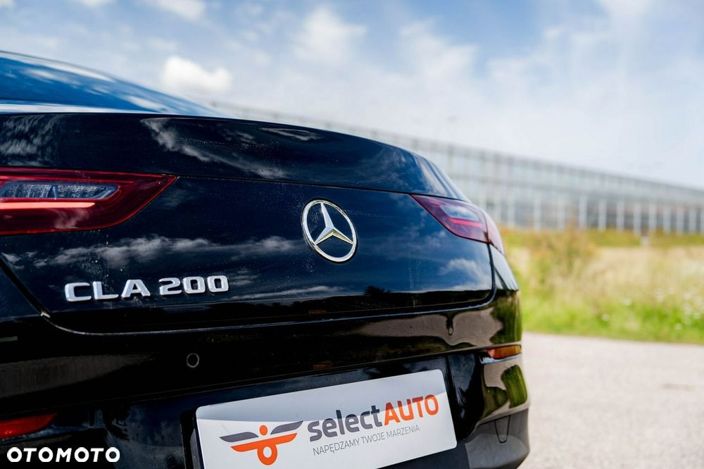 Mercedes-Benz CLA 200 7G-DCT Progressive - 16