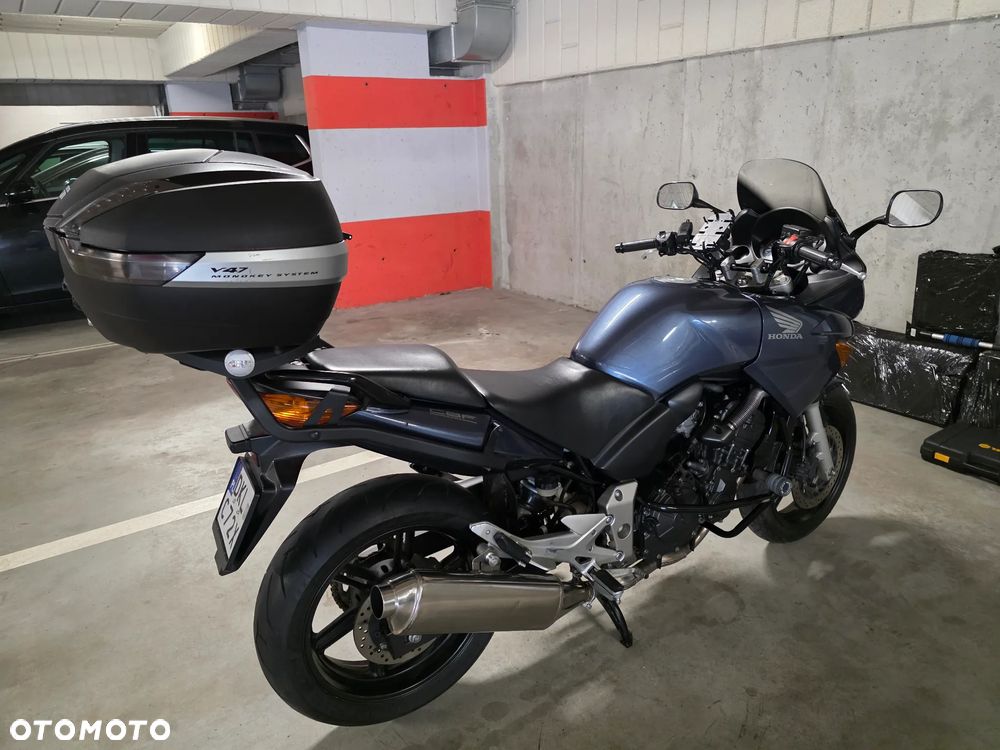 Honda CBF - 3