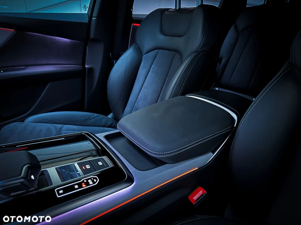 Audi Q7 - 19