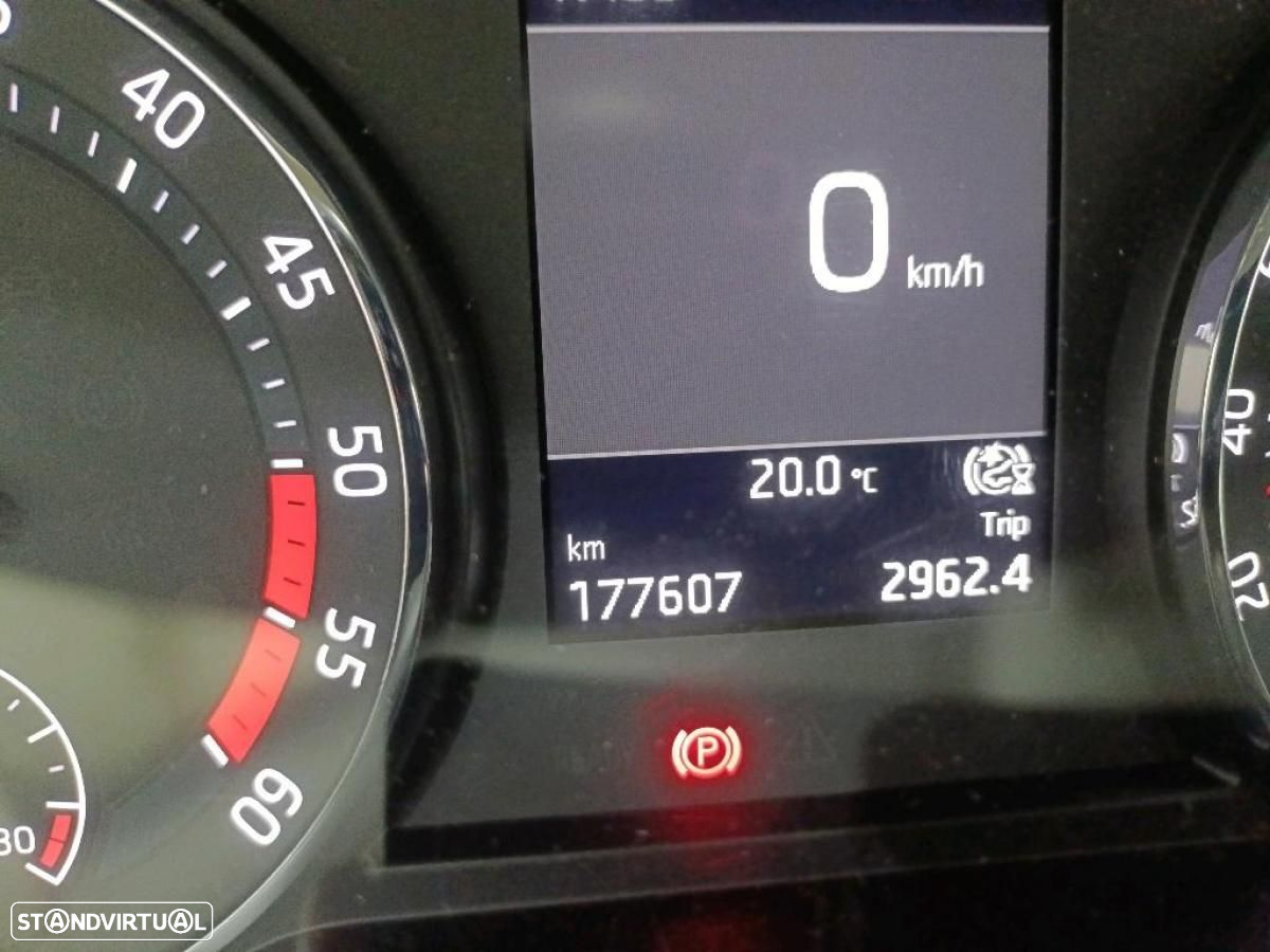 Skoda Octavia Break 1.6 TDi Ambition - 6