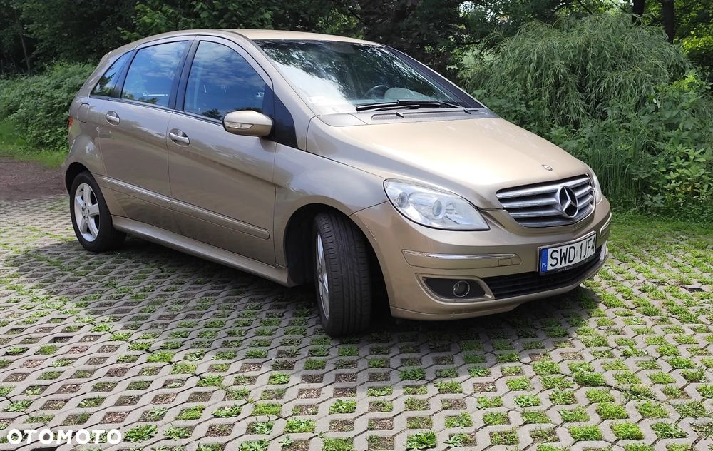 Mercedes-Benz Klasa B 200 CDI - 4