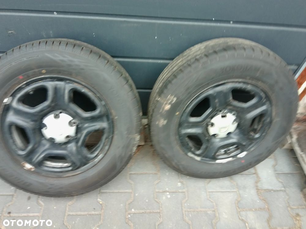 DACIA DUSTER 4 SZT KOLA 16'' 215 65 STALOWE FELGI OPONY DOT 0326 YOKOHAMA CENA Z DOSTAWA - 4