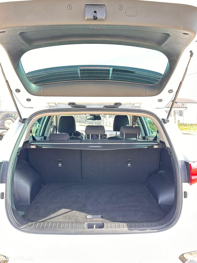 Kia Sportage 1.6 DSL MHEV 7DCT HP 4x2 Plus - 10