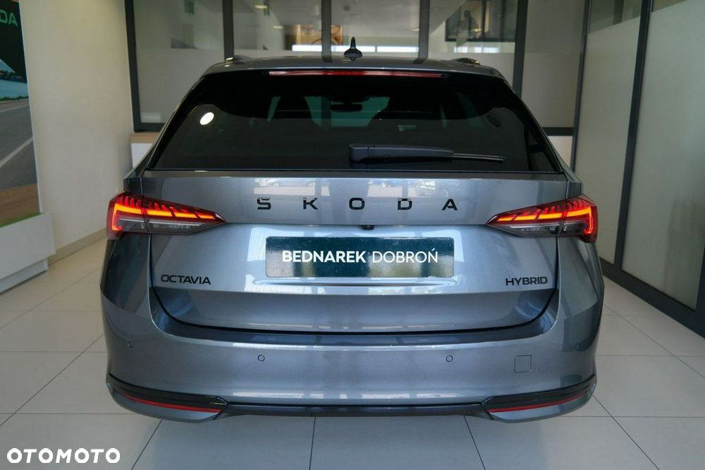 Skoda Octavia - 7