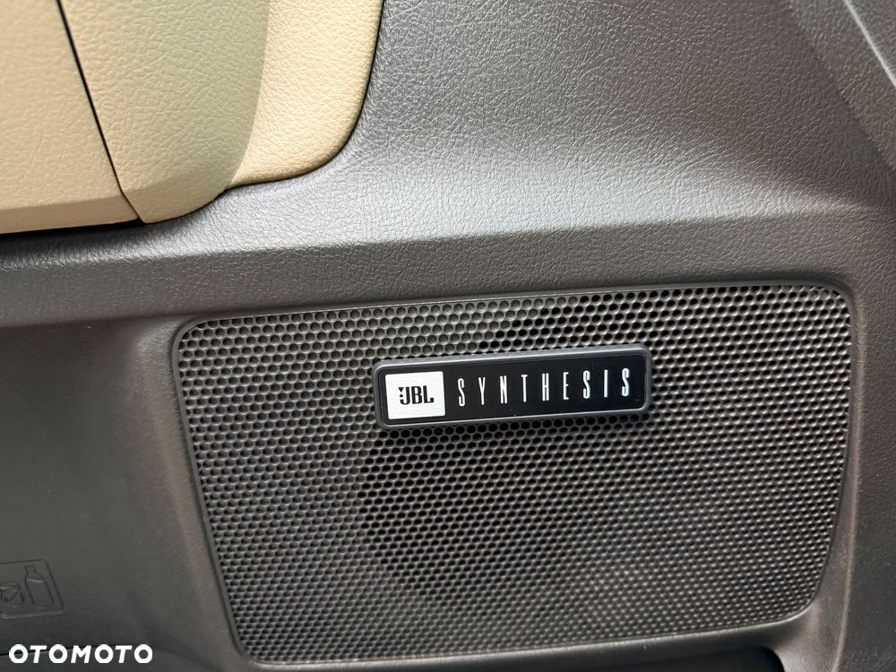 Toyota Sequoia - 25