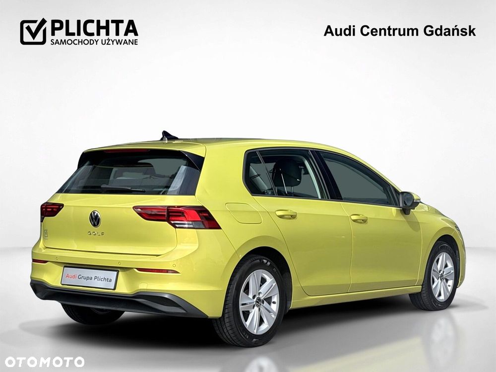 Volkswagen Golf - 6