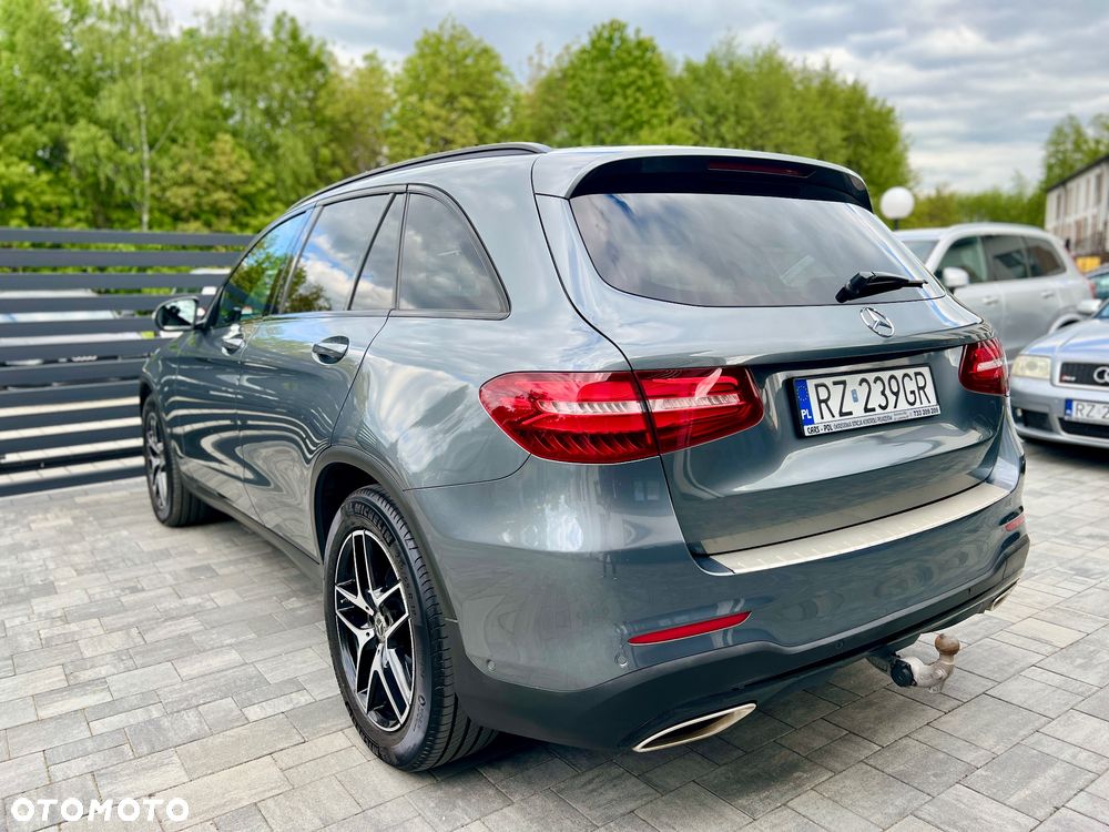 Mercedes-Benz GLC 250 4Matic 9G-TRONIC AMG Line - 4