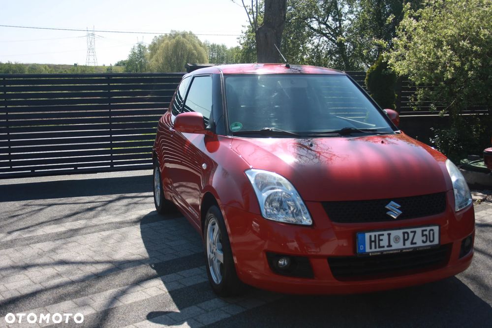 Suzuki Swift 1.3 Sunlight Edition - 3