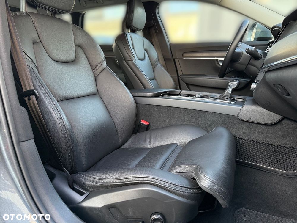 Volvo V90 Cross Country - 25