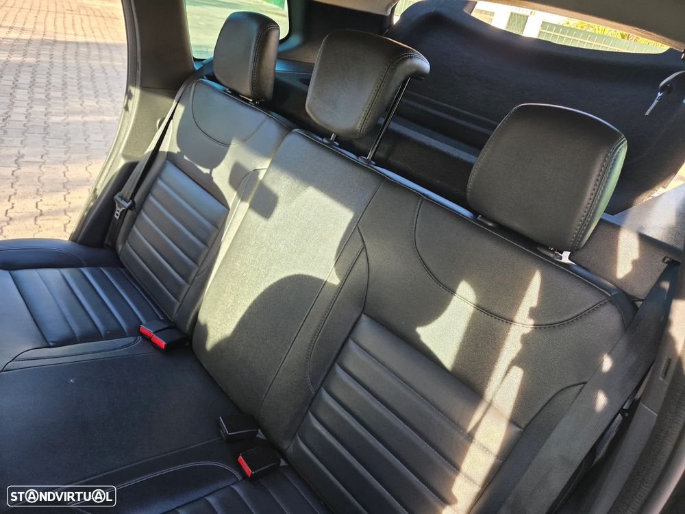 Dacia Duster TCe 125 4x2 Urban Explorer - 26