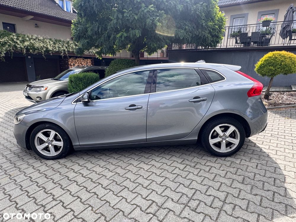 Volvo V40 D4 Drive-E Momentum - 6