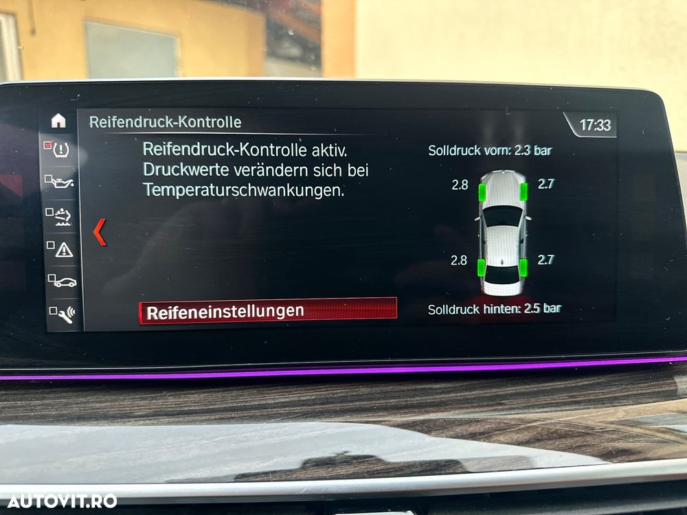 BMW Seria 5 520d Aut. Sport Line - 29