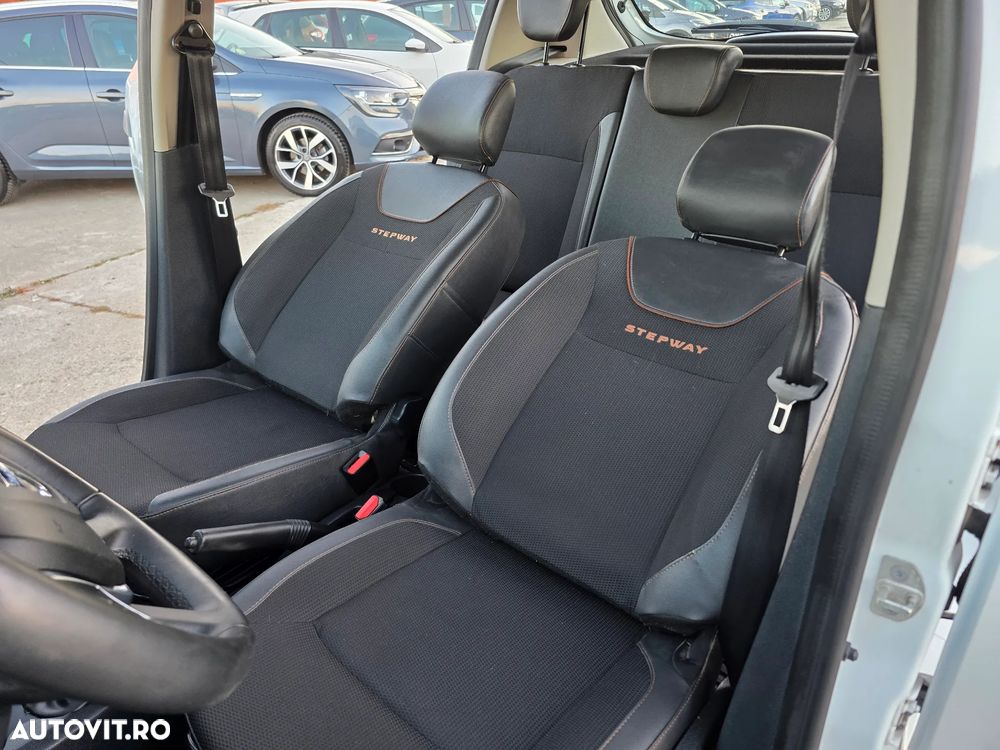 Dacia Sandero Stepway TCe 90 (S&S) Prestige - 9