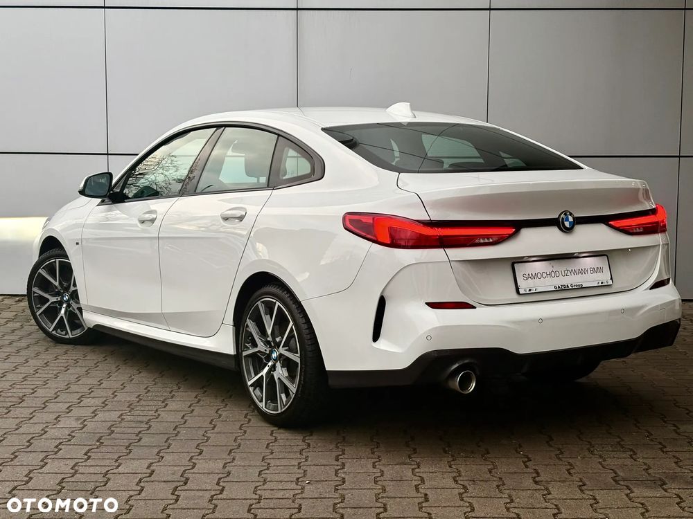BMW Seria 2 218i M Sport - 8