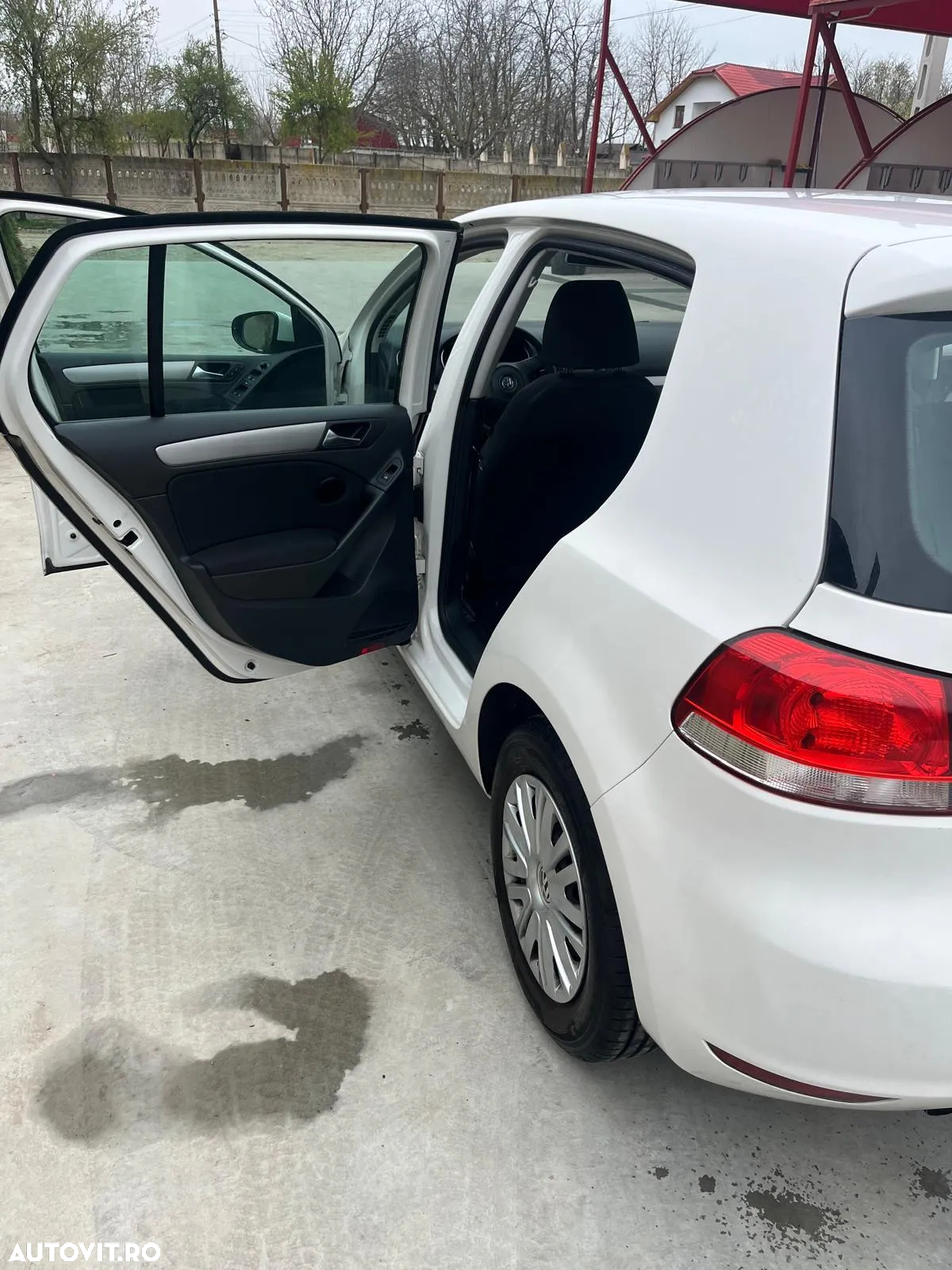 Volkswagen Golf 1.2 TSI BlueMotion Technology Comfortline - 11