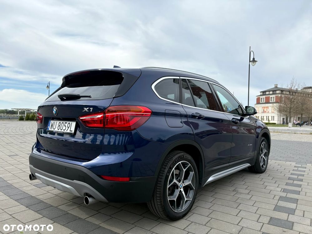 BMW X1 xDrive20d xLine - 6