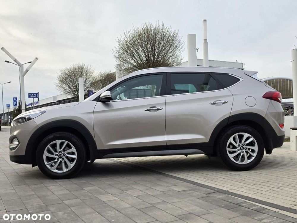 Hyundai Tucson - 16