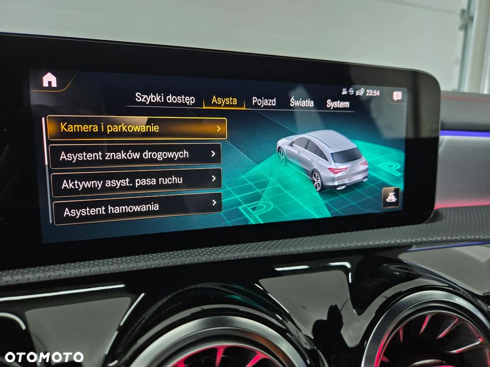 Mercedes-Benz CLA 200 7G-DCT AMG Line - 25
