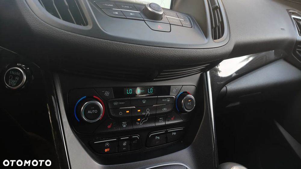 Ford Kuga 1.5 EcoBoost FWD ST-Line ASS MMT6 - 34