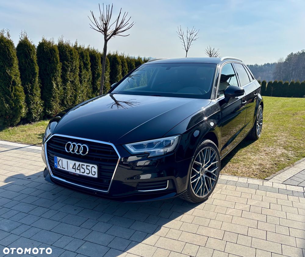 Audi A3 Sportback - 1