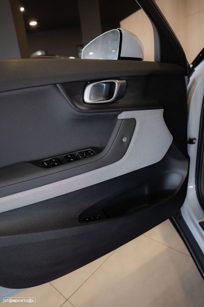 Polestar 2 Long Range 82 kWh Plus - 30