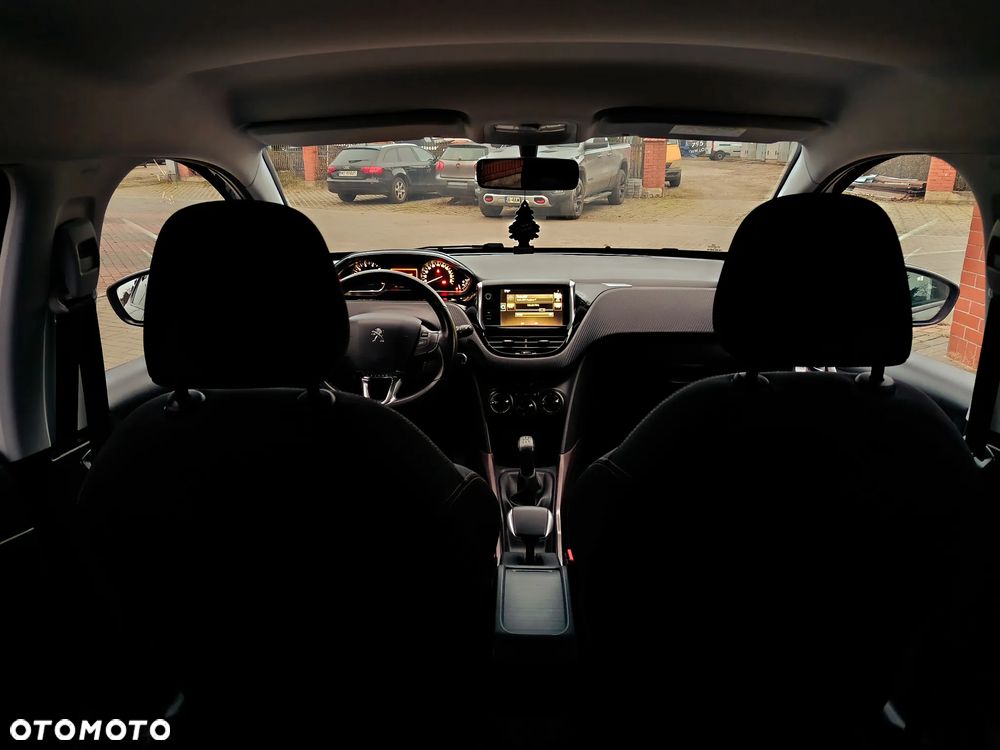 Peugeot 2008 PureTech 110 Stop&Start Style - 11