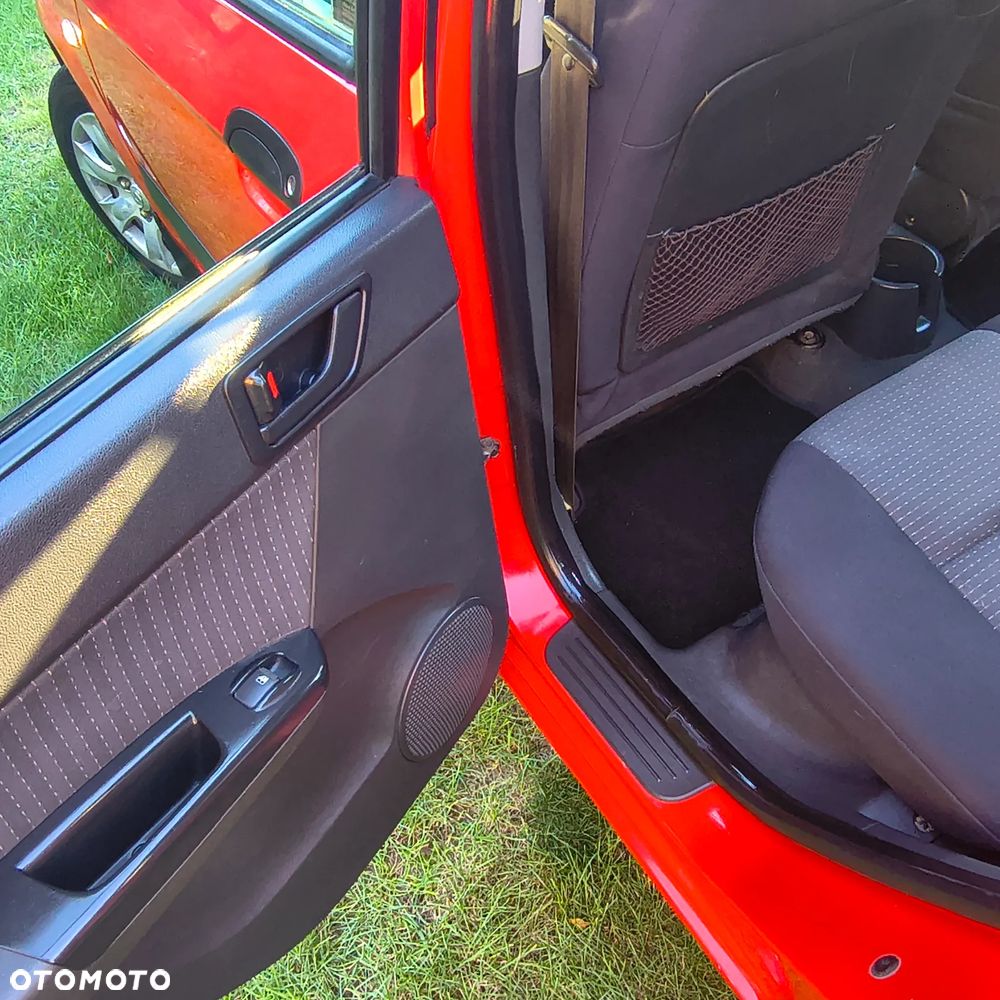 Hyundai Getz 1.4 Premium - 14