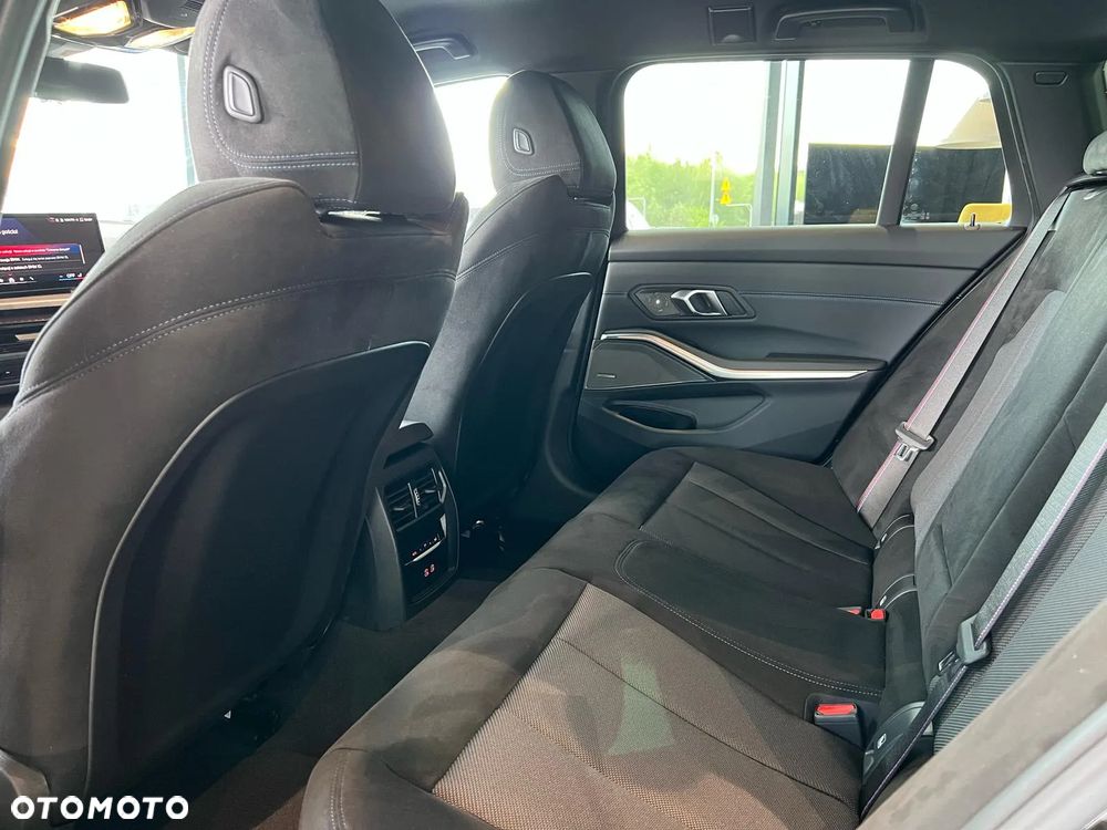BMW Seria 3 - 22