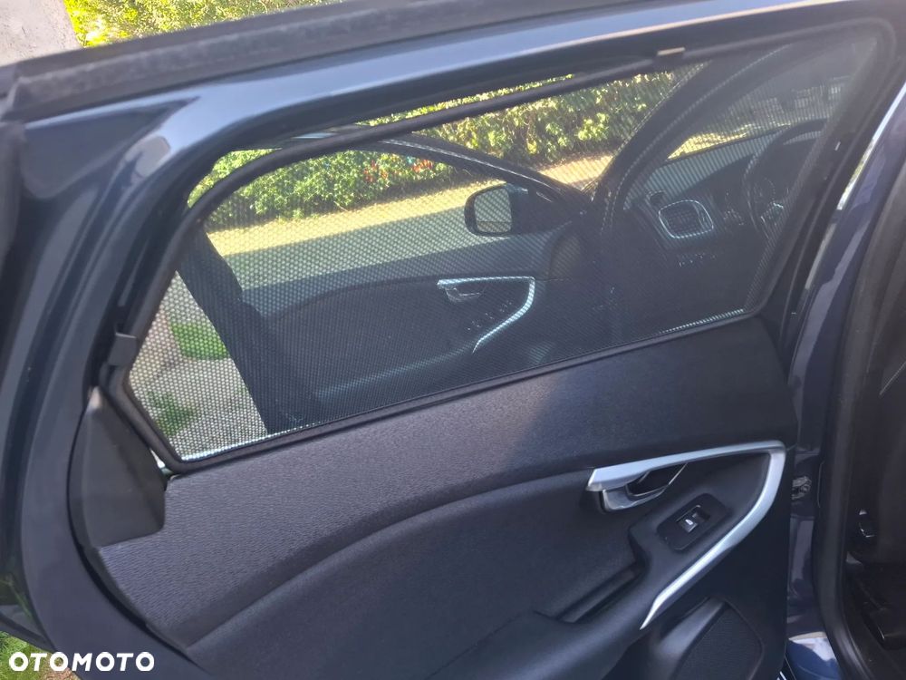 Volvo V40 D4 Momentum - 7