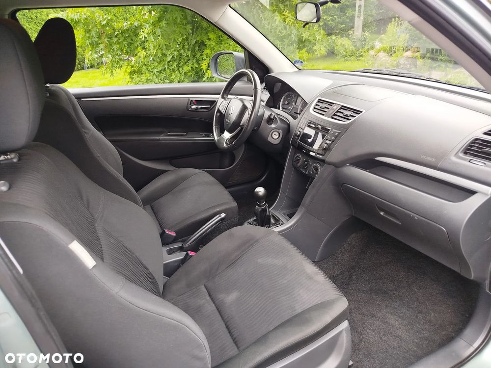 Suzuki Swift 1.2 - 15