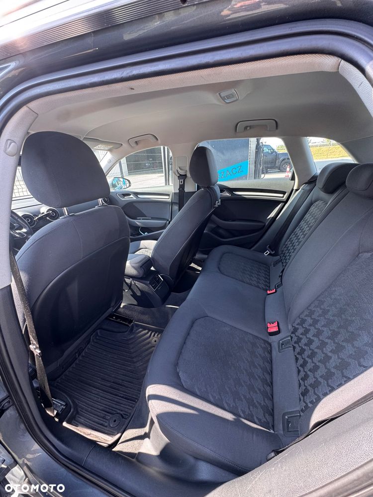 Audi A3 Sportback 1.6 TDI(clean diesel) Ambition - 9