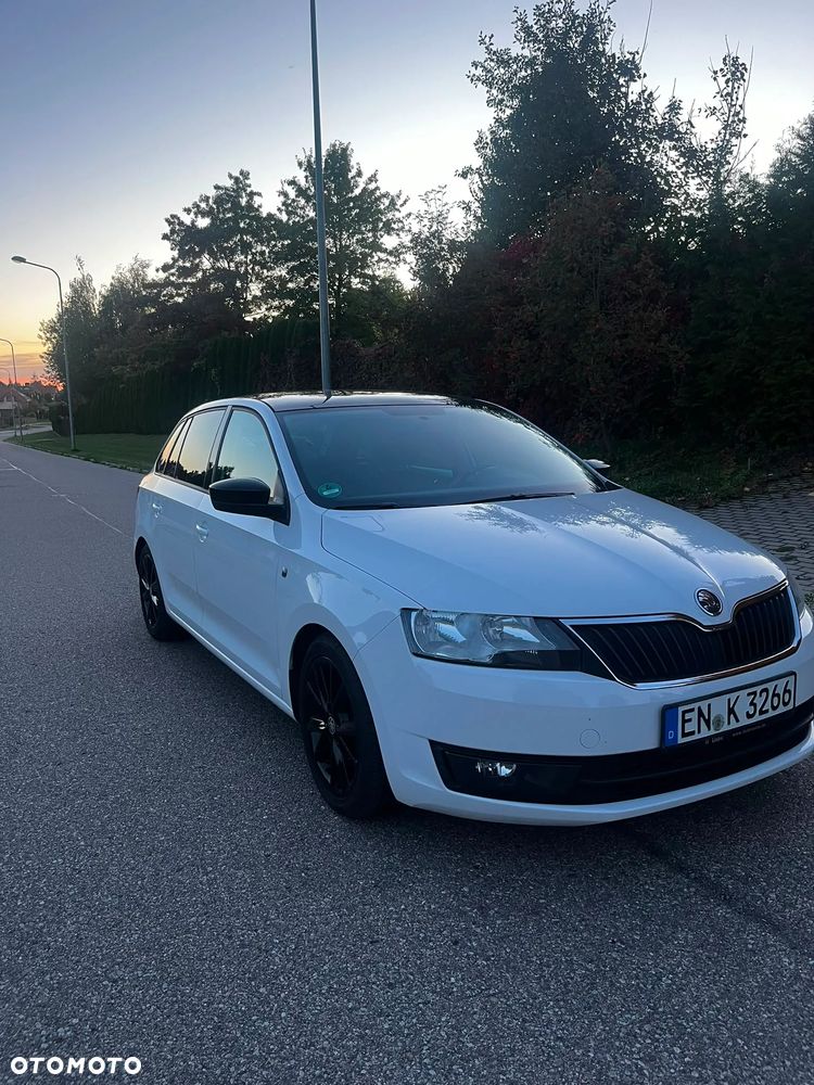 Skoda RAPID - 12
