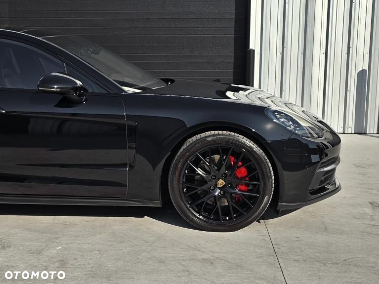 Porsche Panamera 4S - 20