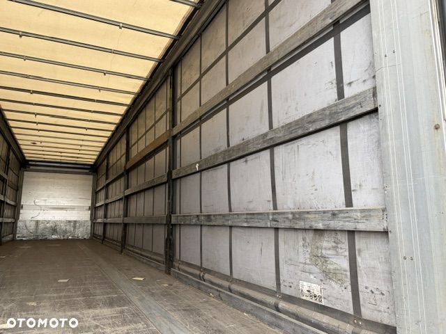 Schwarzmuller Kurtyna, SAF, oś podnoszona, dach podnoszony - 13