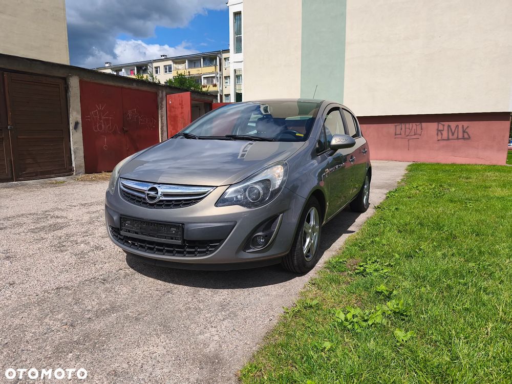 Opel Corsa 1.4 16V Color Edition - 1